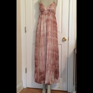 Solemio rose and white tie dye Maxi dress No tag Small see measurements